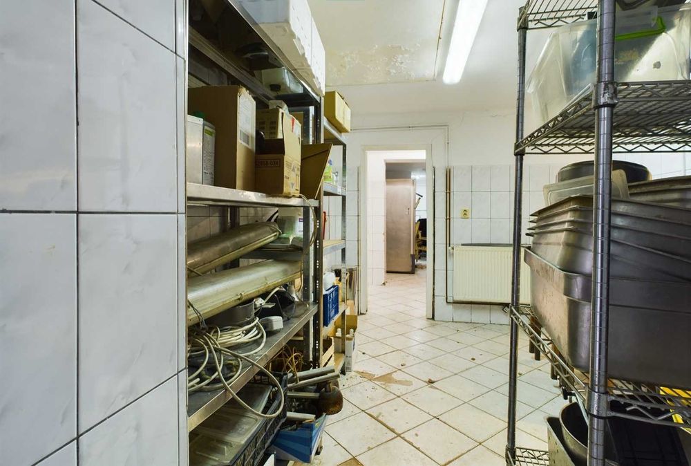 Casa si teren 406mp zona Fabric 135.500 euro direct de la proprietar