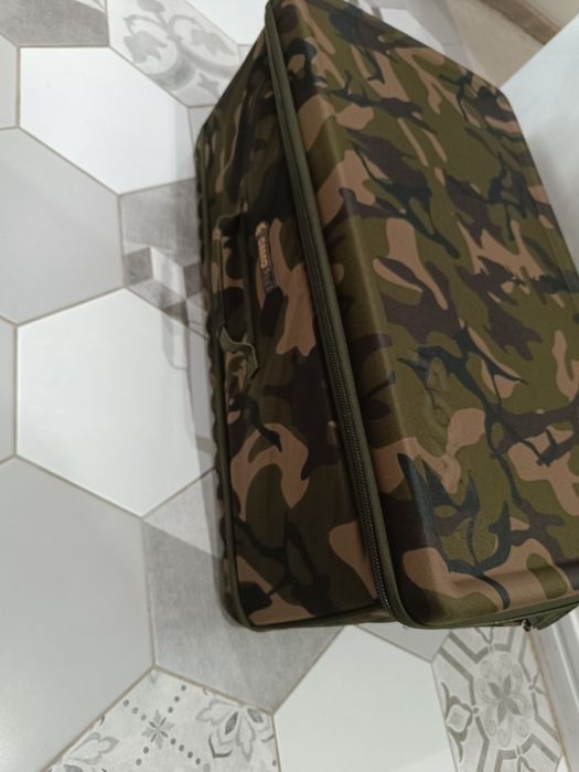 Чанта за риболовни принадлежности Fox Camolite Barrow Organiser Large