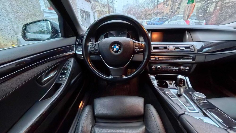 BMW 525D XDrive / primul prorietar in Romania / Stare perfecta