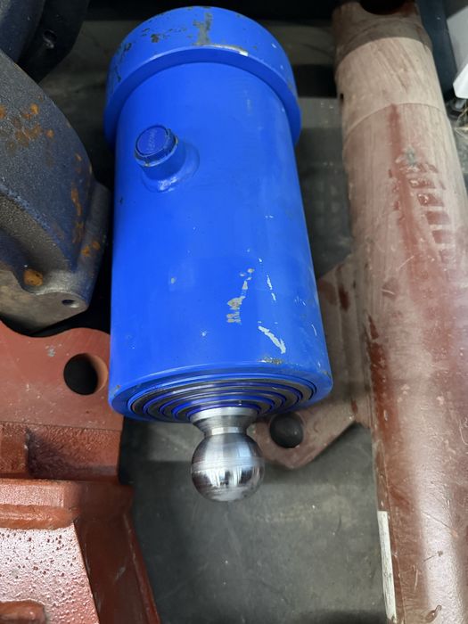 Стремянки гидроцилиндры