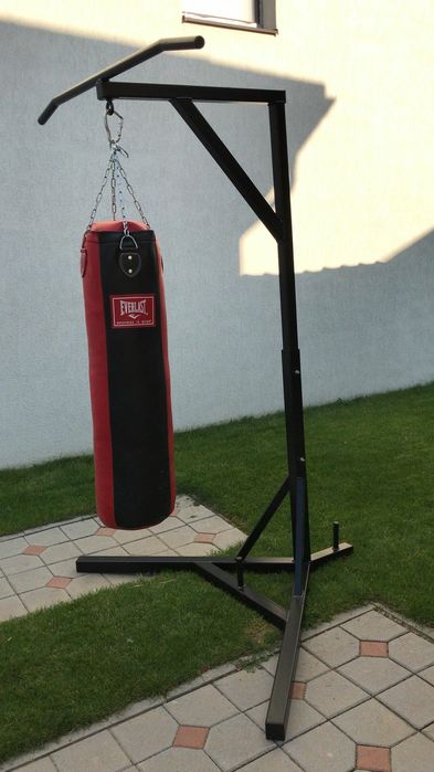 Suport Profesional pentru Sac de Box + bara de tractiune – Rezistent