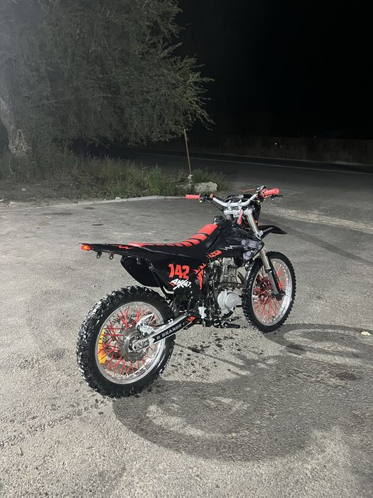 Продам эндуро 250куб