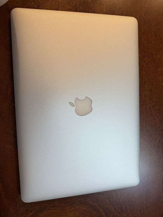 Продам Macbook Pro 15 inch, Macbook Pro sotiladi xolati alo