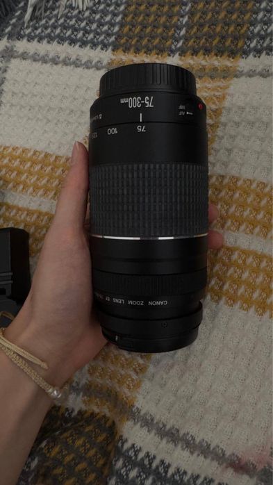 Зеркальная камера