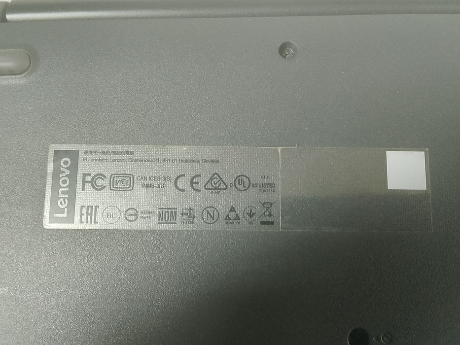 Продам ноутбук lenovo ideapad 330 15ikb