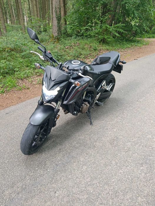 Vând motocicleta Honda CB 650 F 2017