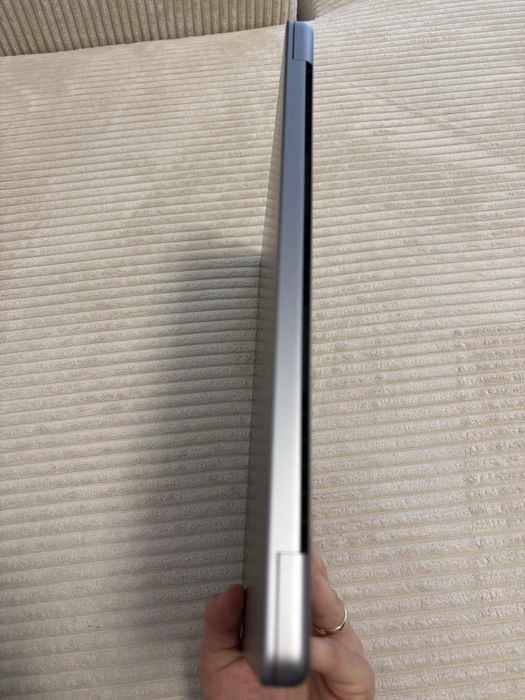 MacBook Pro 14” Apple M1 Pro 16GB RAM / 1TB SSD – stare foarte bună, cutie originală
