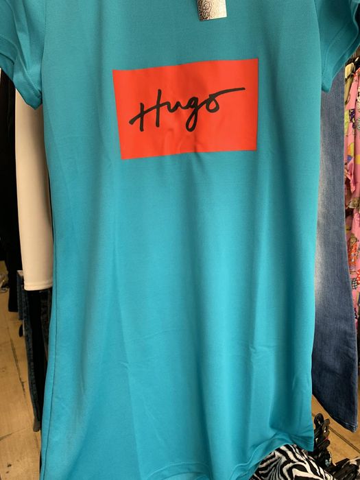Рокля hugo boss..