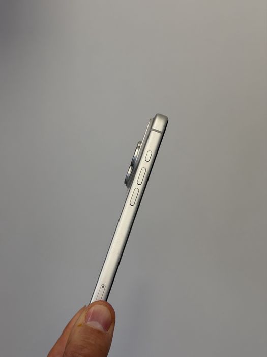 iPhone 17 PRO MAX - 7 цикъла