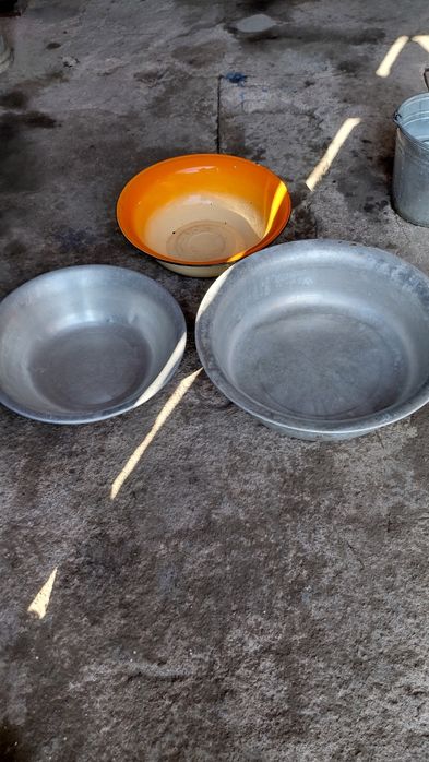 Алюминиевые фляги, тазы