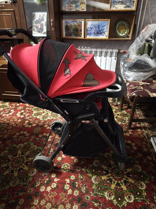 Продам детскую коляску б/у