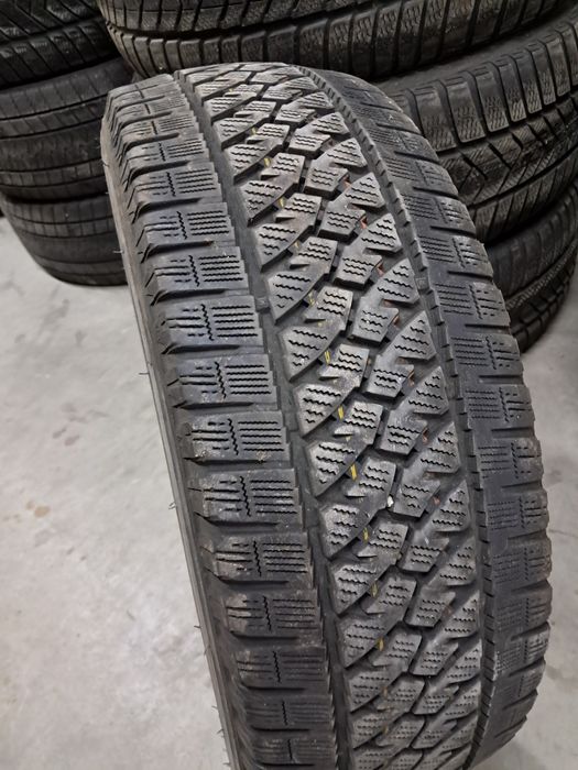 1xAnvelopa second iarnă 225 65 R16C Bridgestone
