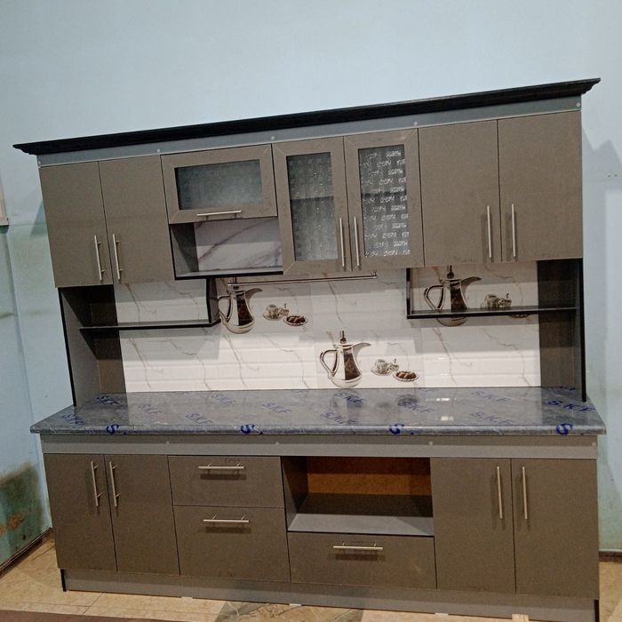 Turli xilda mebellar yasayniz