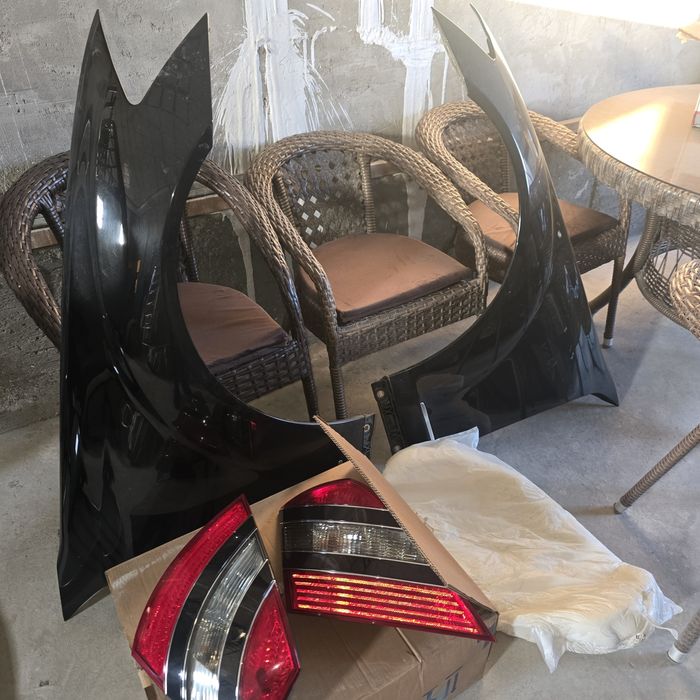 Продаю запчасти на 221 мерседес