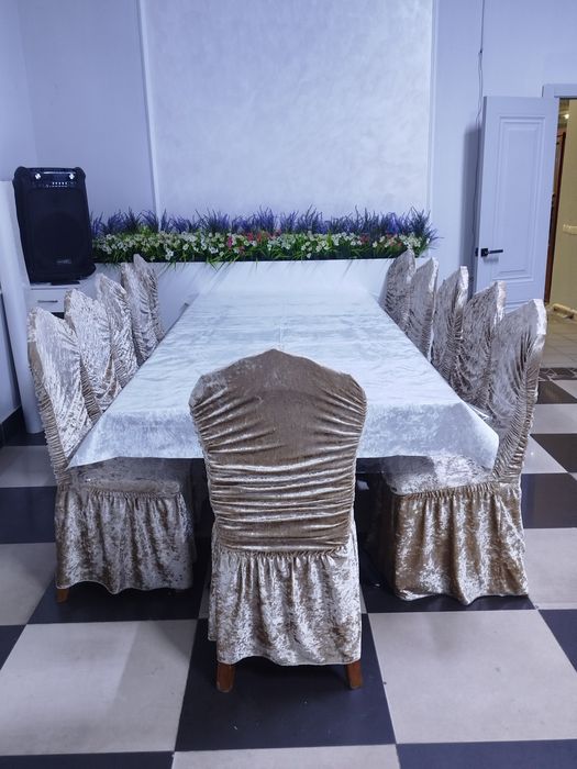 Продам стулья вместе с чехлами 60 штук