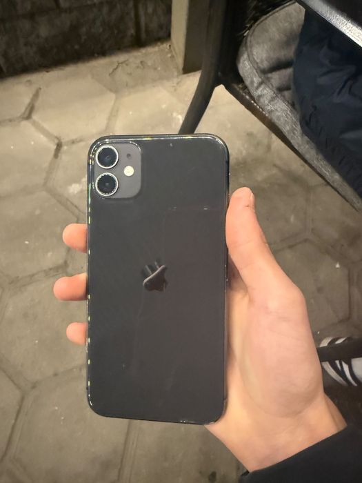 11 iphone 128.