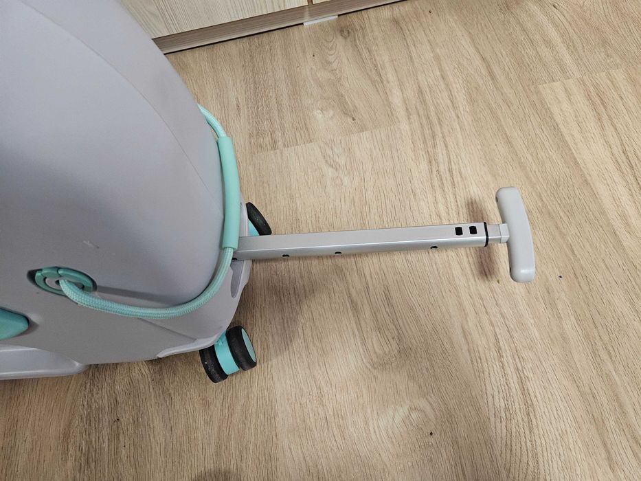 Troler/valiza cu roti samsonite