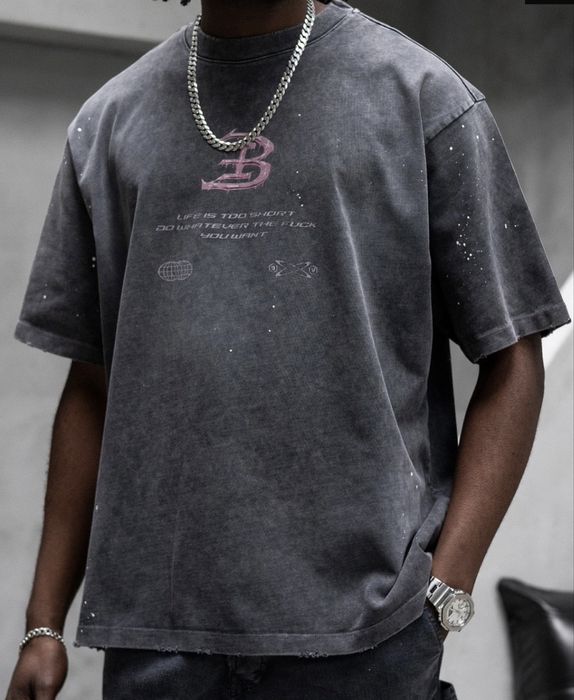 Мъжка овърсайз тениска в цвят графит – ONLY DO – 2004