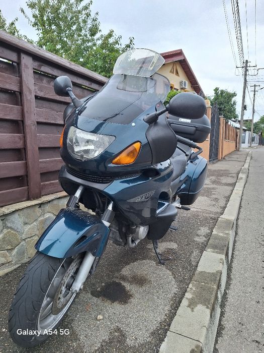 Honda deauville 650