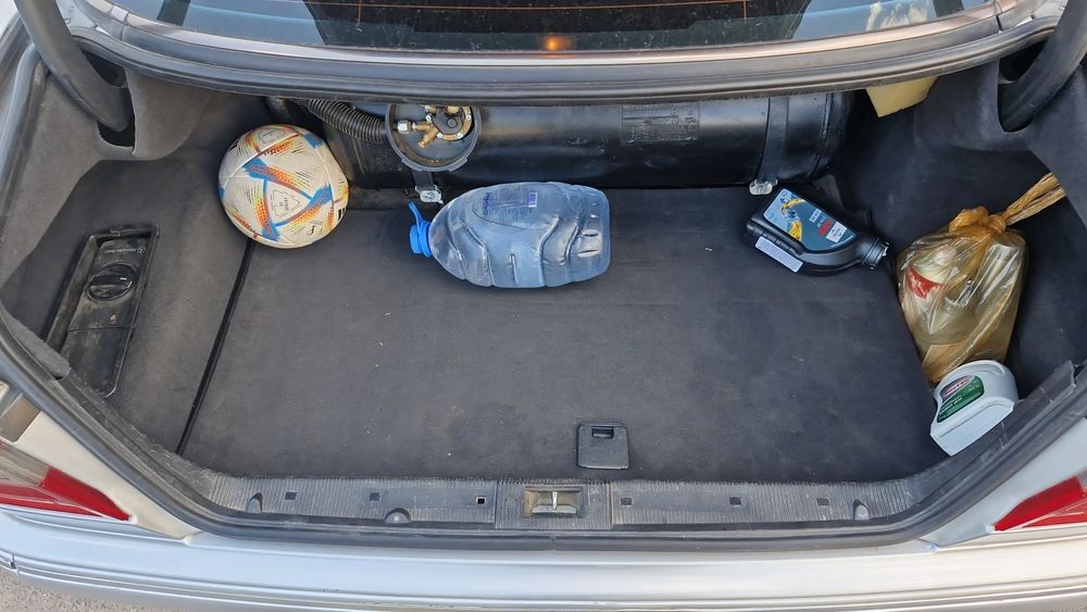 Мерседес Е 210, 112 мотор, 2001 года