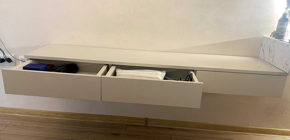 Конзолни шкафчета за огледало, подарък нощно шкафче