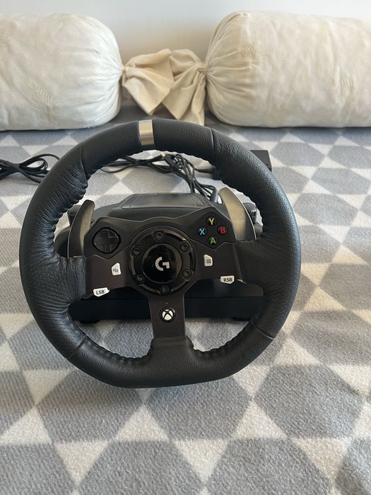 Logitech G920 + Shifter + Педали | Xbox / PC | Като нов