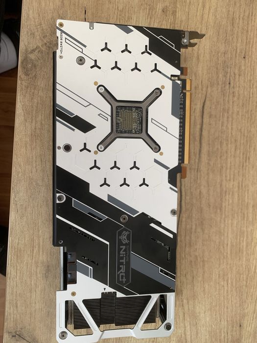 Placa video Sapphire RX  5700 XT Nitro+ Special Edition  8 GB
