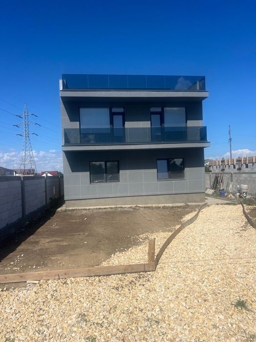 Casa de vanzare  in Navodari (4 camere) - 375 mp