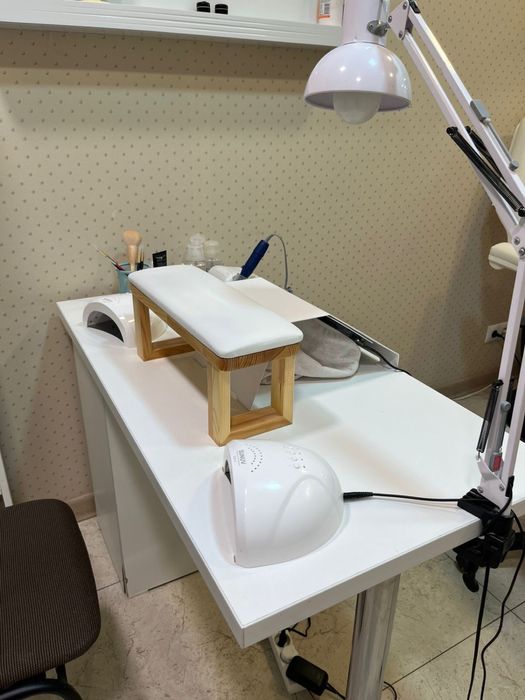 Продам все для маникюра