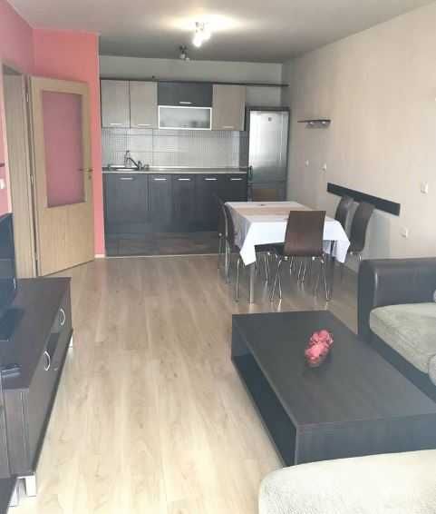 Дава се под наем Двустаен апартамент в Бургас, Славейков - 80 кв.м за 255 € - Снимка #5