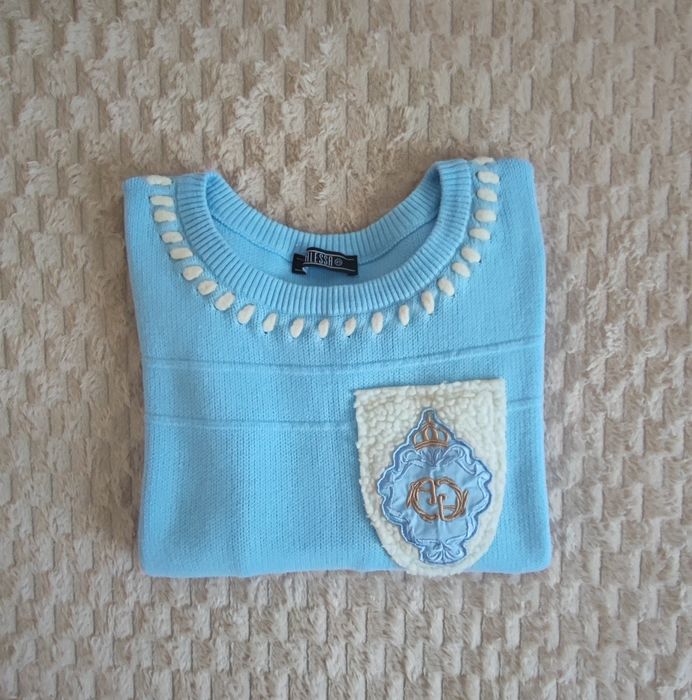 Пуловери и блузки Алеса/Alessa