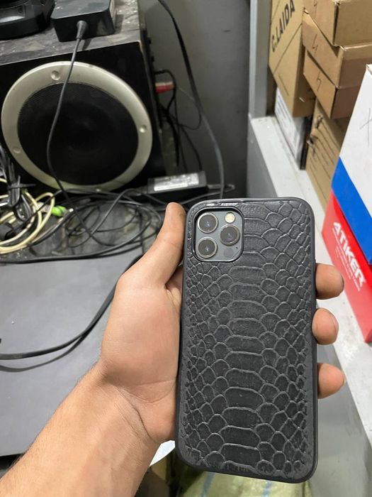 Iphone 12 pro sotiladi