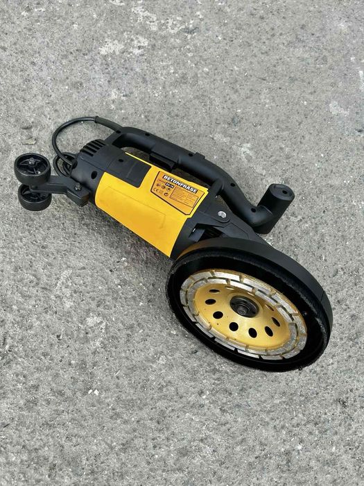 Машина за шлайфане на бетон и мазилки