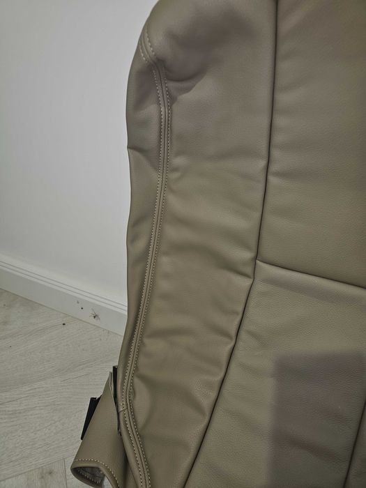 Кожени калъфи  за Тойота Тундра Crew Max 07-14