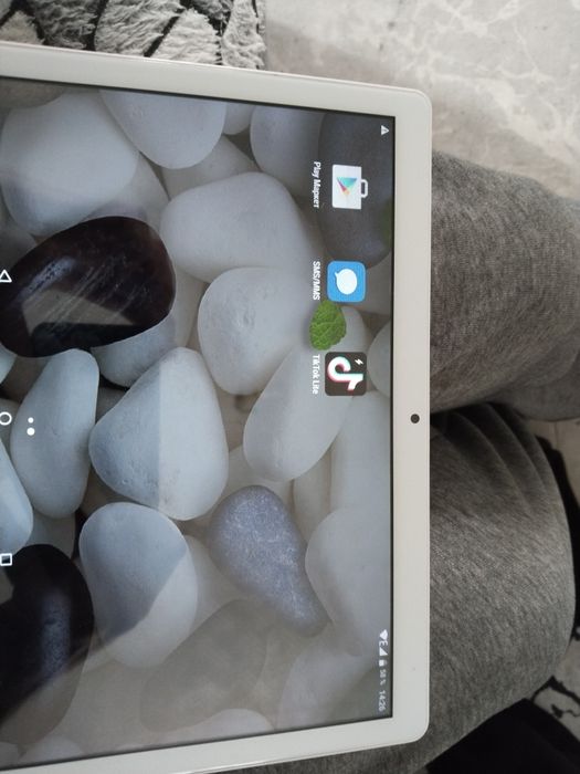 Продам планшет  буу