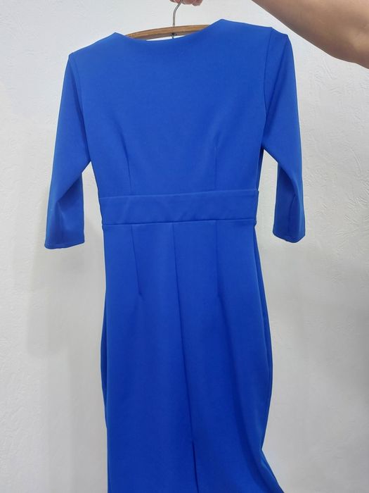 Продам платье 42 размера