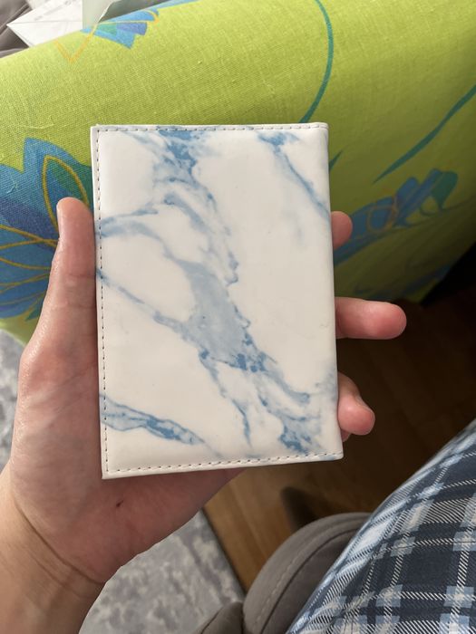 продам чехол на паспорт