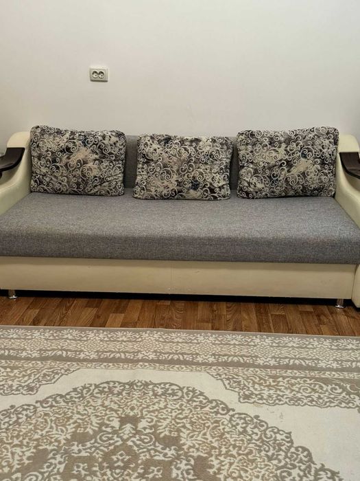 Диван и спальный гарнитур