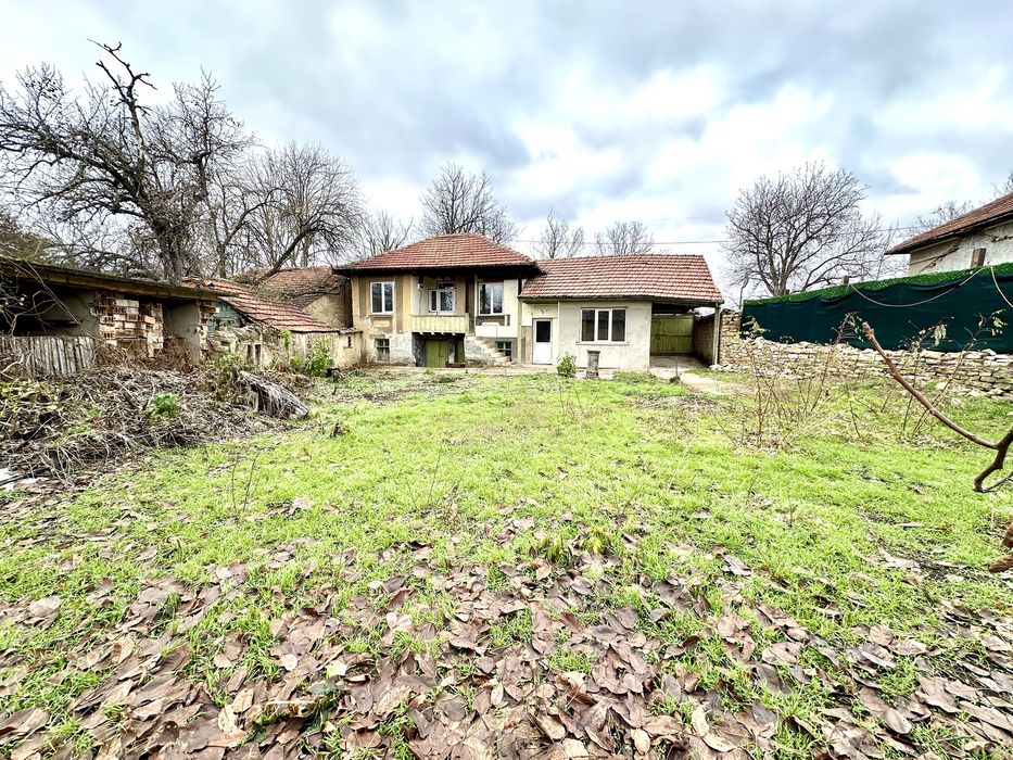 Продава се Къща в с. Никюп, Област Велико Търново - 120 кв.м за 255 €/кв.м - Снимка #2