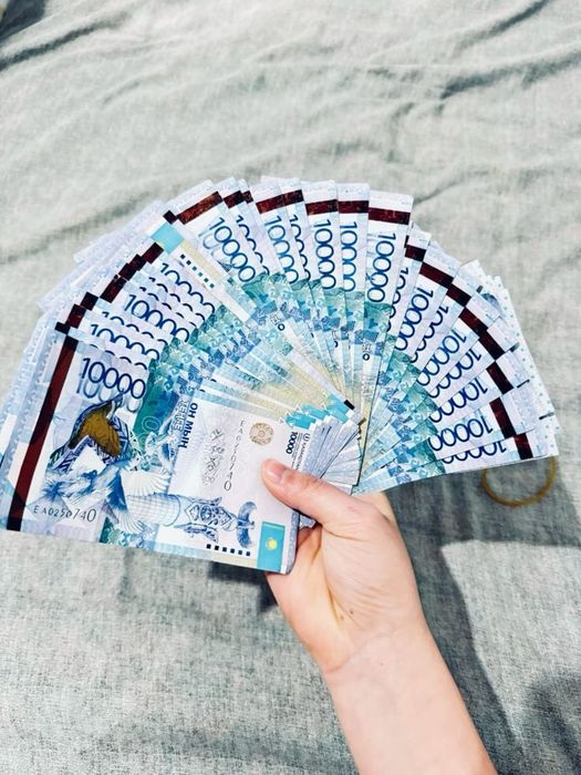 Сувенирные деньги тенге