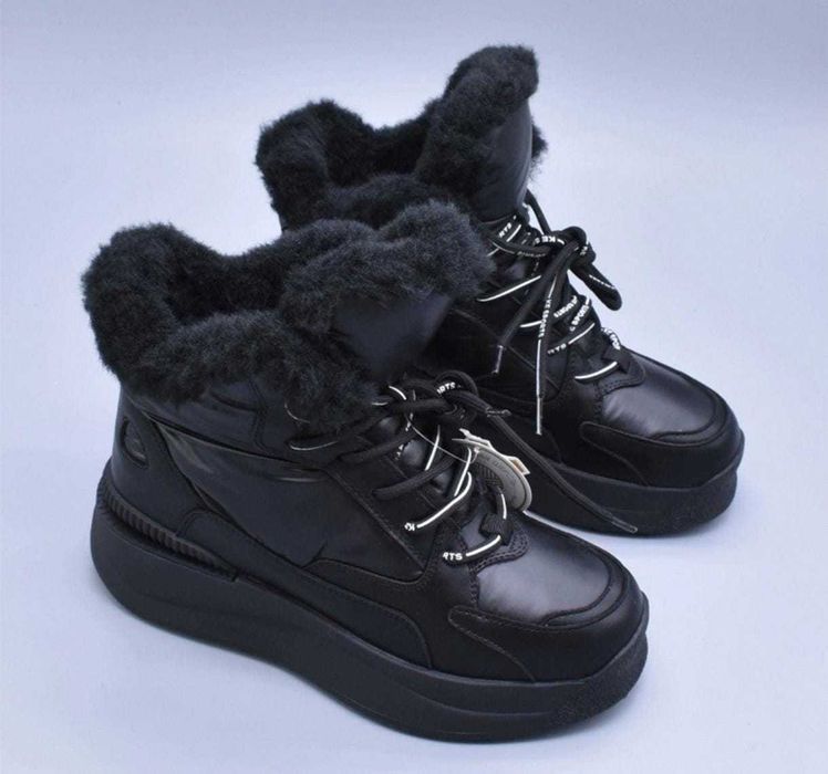 Продам новые зимние ботинки