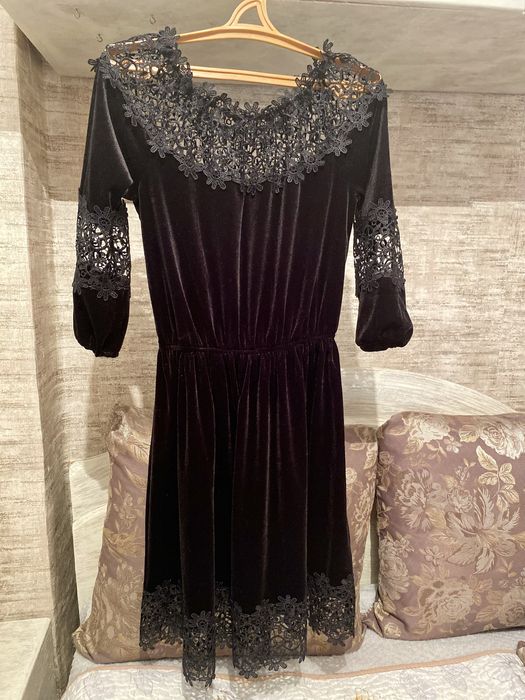 Продам летние платья