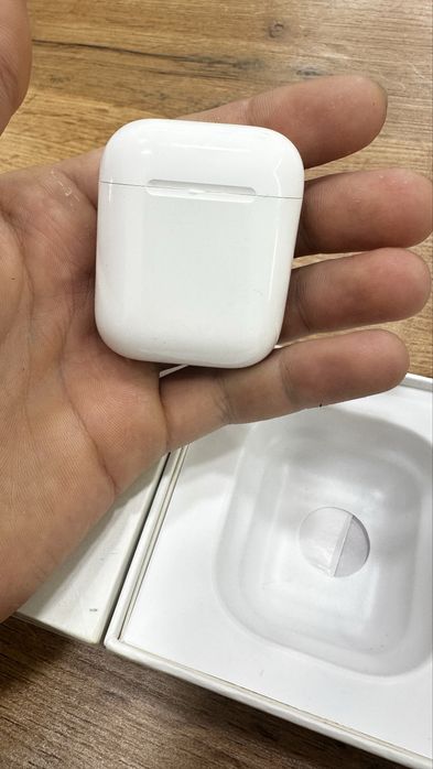 Продаю кейс от Airpod 2.1