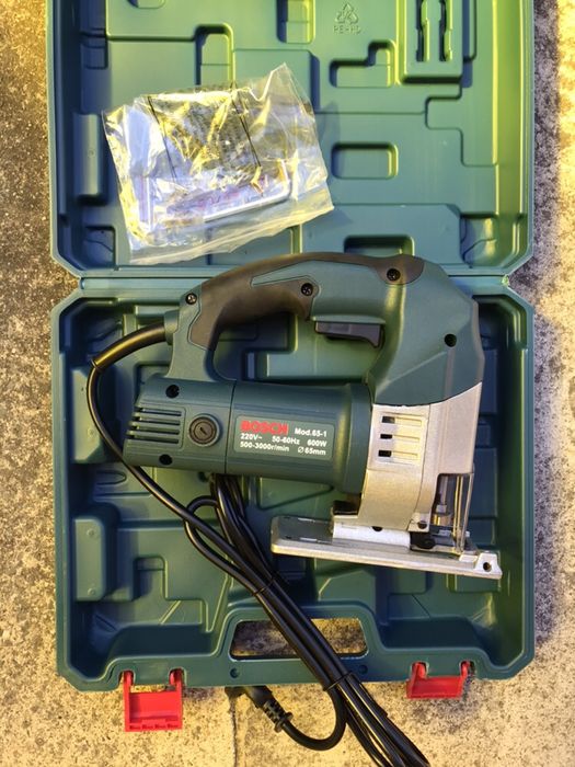 Ново!!!Професионален прободен трион Bosch 600w/Зеге