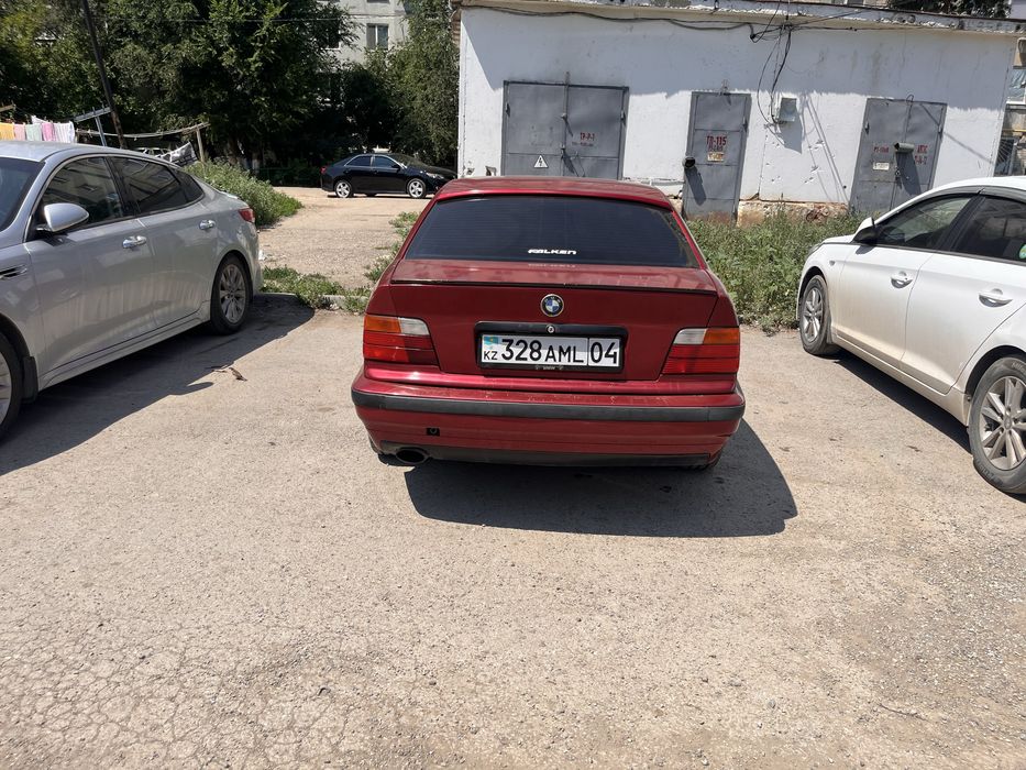 Bmw e36 m43 1992 год