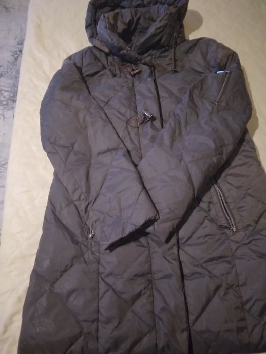 Дамско яке с пера