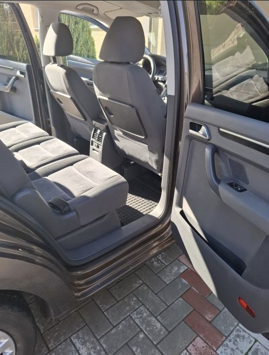 Volkswagen Touran 2.0 tdi 2012