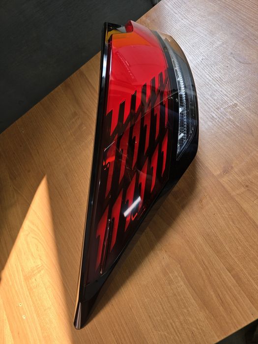 Задний фонарь lexus rx 350