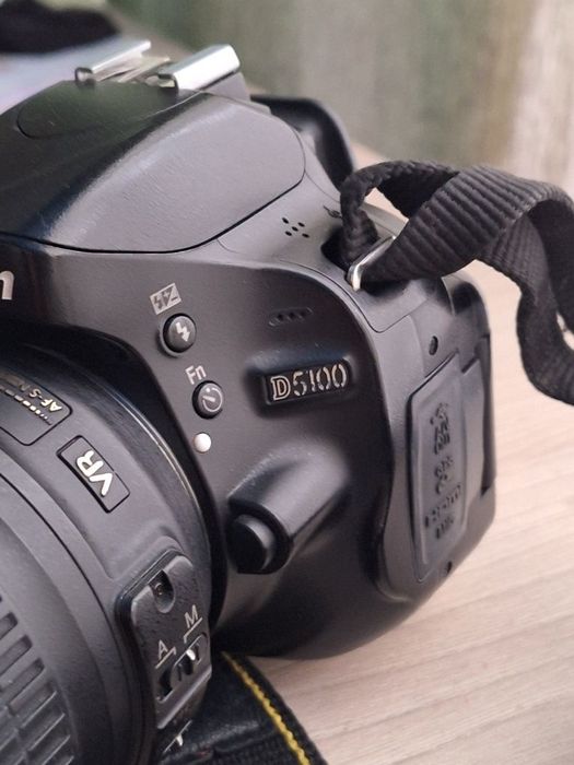 Срочно продам фотоаппарат Nikon 5100