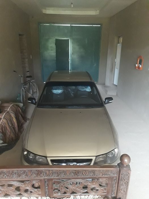 Nexia 2 1.6 luks kondisoner 2015 yil